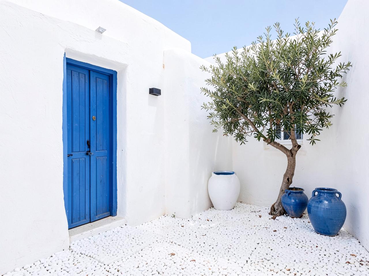 Private courtyard